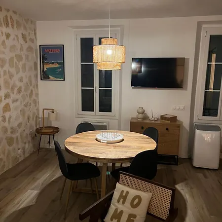 Au Coeur Du Vieil