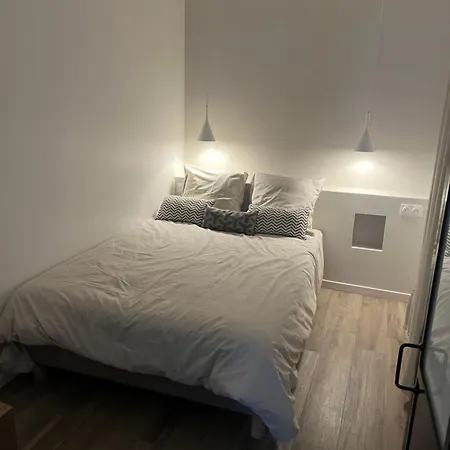 Au Coeur Du Vieil Апартаменти